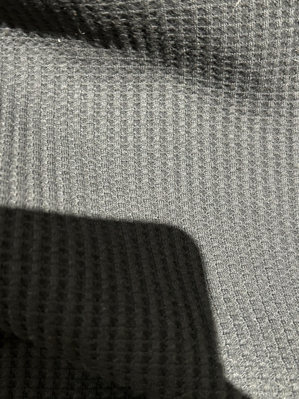 SO Black Ribbed Crop Top - Picture 2 of 4